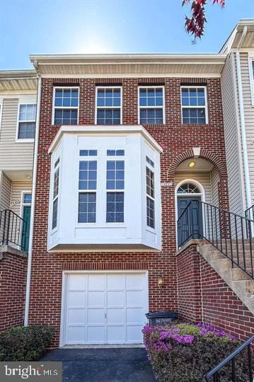 Building Photo - 14647 Seasons Dr