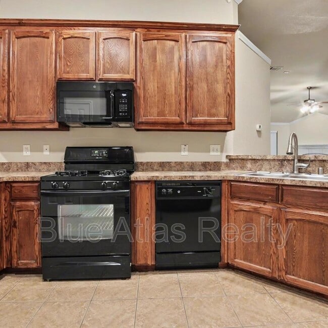 Building Photo - 6164 Texas Shiner Dr