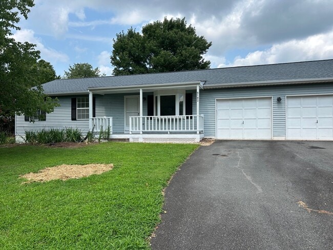 Building Photo - 9192 Winterset Dr