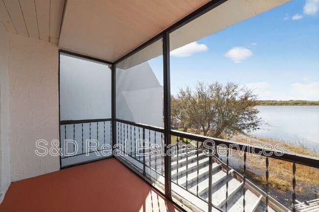 Building Photo - 2219 9th St SE