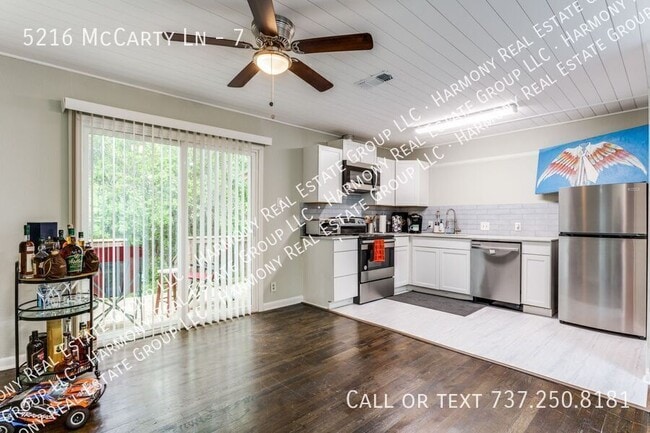 Building Photo - 5216 McCarty Ln