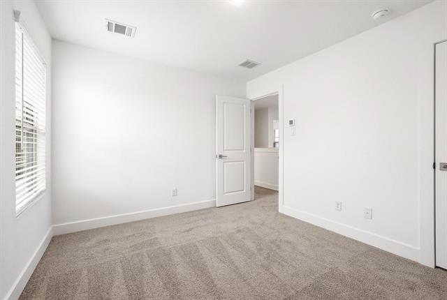 Building Photo - 619 Sagebrush Trl