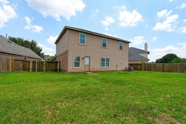 Building Photo - 30803 W Lost Creek Blvd