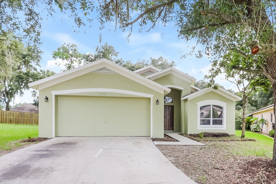 Primary Photo - 4703 Bear Claw Ct