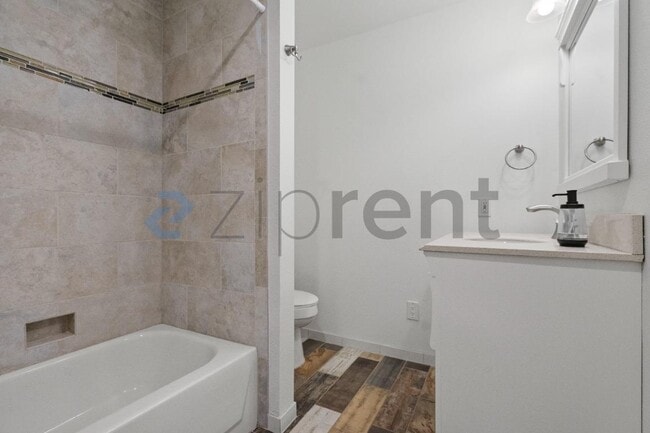 Building Photo - 10733 126th Pl NE