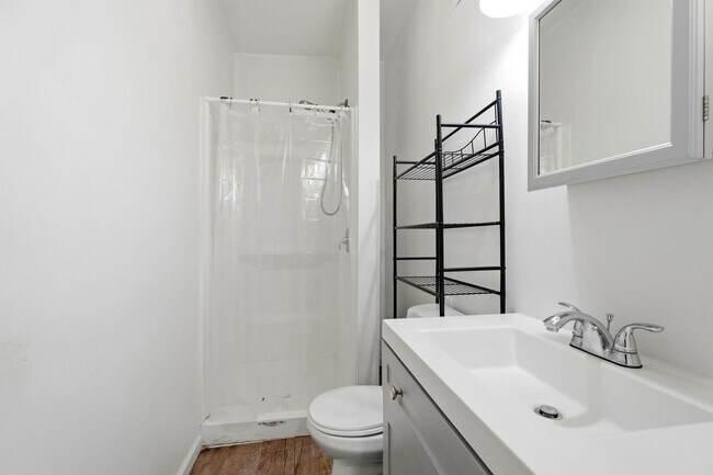 Building Photo - 226 Carlisle