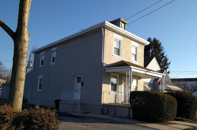 Primary Photo - Plymouth Meeting 2nd Floor 1 bedroom apt. ...