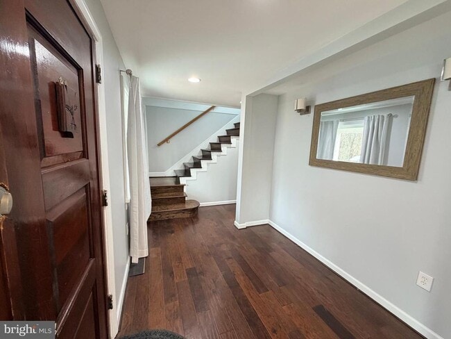 Building Photo - 8710 Pamper Ln