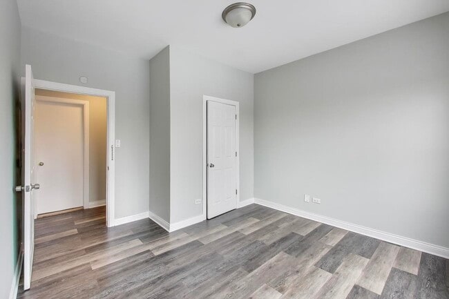 Building Photo - 5938 S Indiana Ave