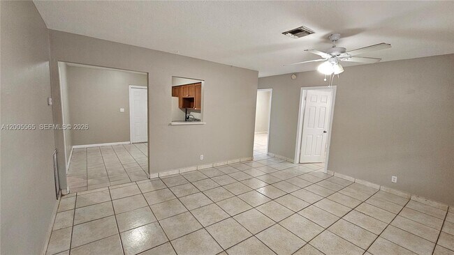 Building Photo - 5030 SW 26th Ave