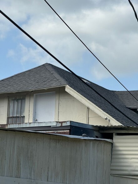 Building Photo - 931 9th Ave