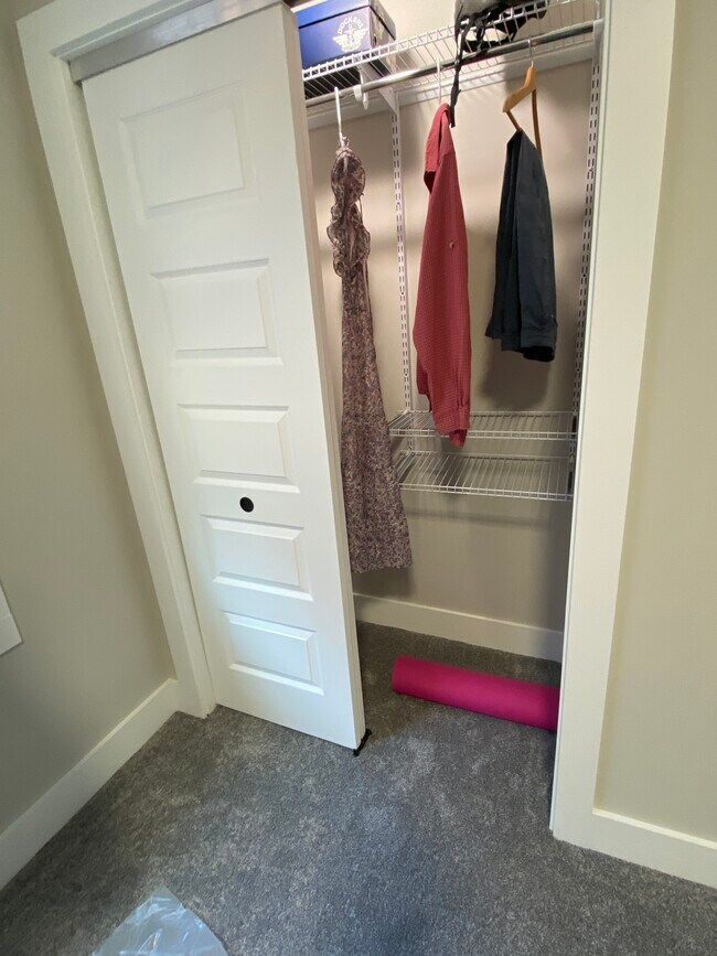 Building Photo - 58 Albemarle Rd