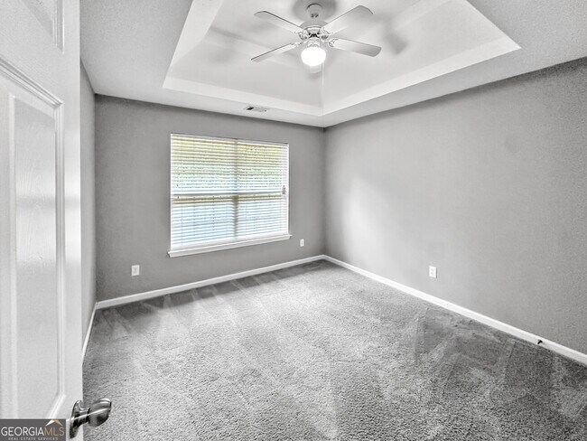 Building Photo - 2053 Reflective Waters Rd