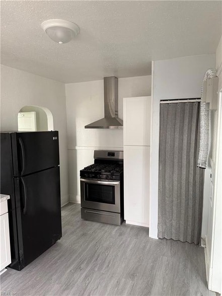 Building Photo - 1707 Holladay St