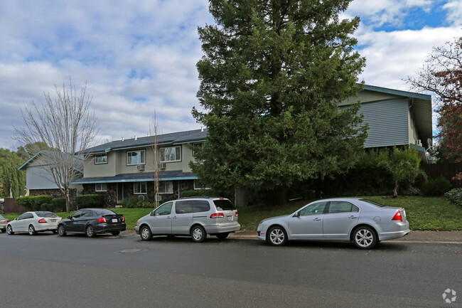 Building Photo - Vir Mar Garden Apartments