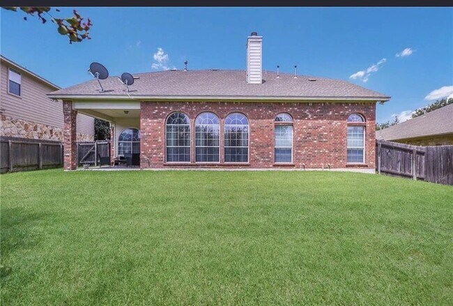 Building Photo - 15504 Staked Plains Loop