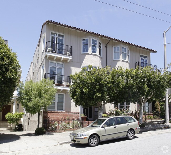 Building Photo - 2600 Union St