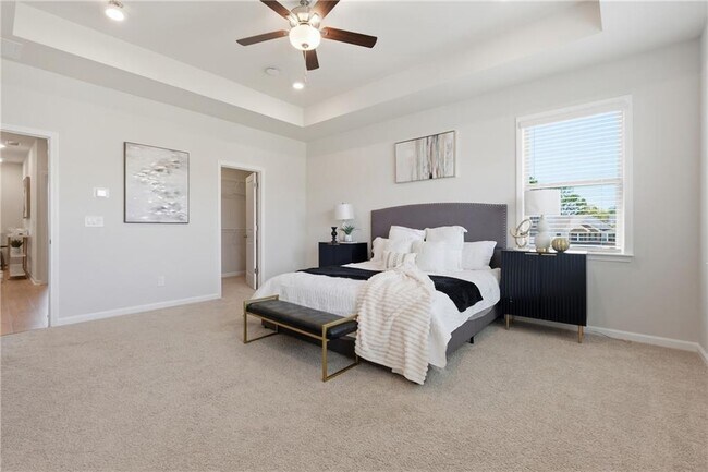 Building Photo - 8820 Shipton Cir