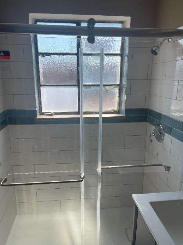 Building Photo - 4233 Ridge Rd