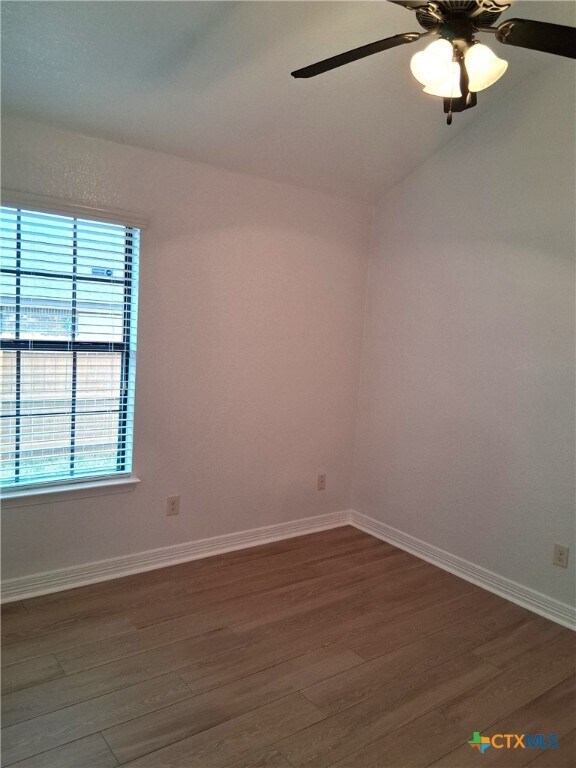 Building Photo - 2604 Green Giant Dr