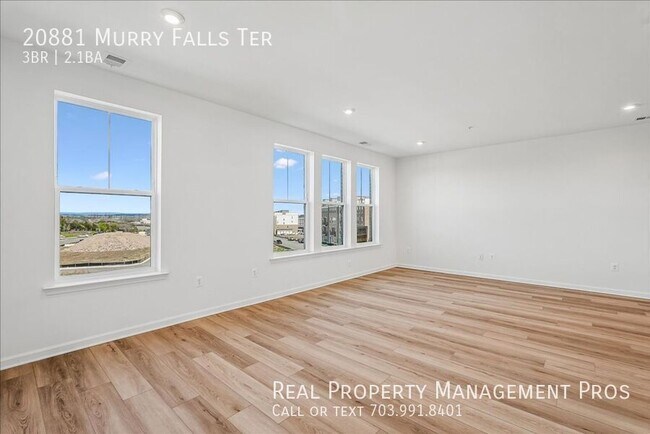 Building Photo - 20881 Murry Fls Ter