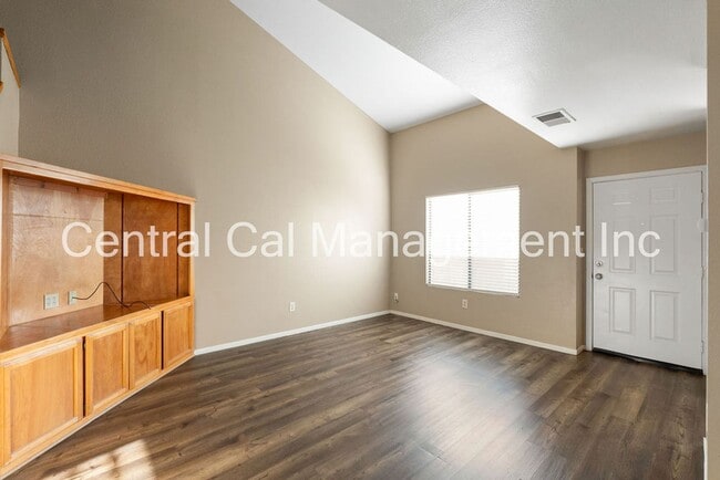 Building Photo - 8502 Laborough Dr