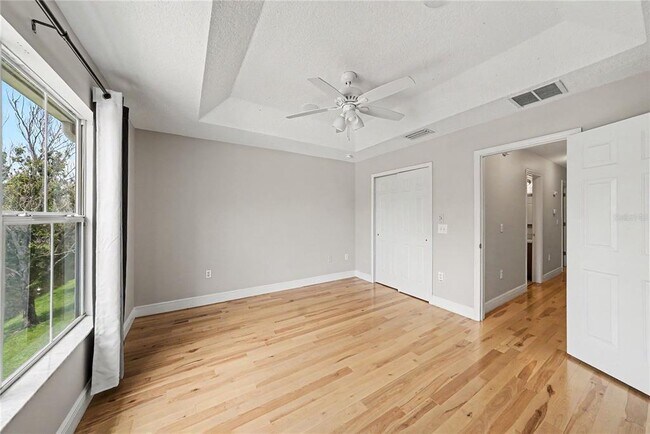 Building Photo - 8106 Silent Creek Dr