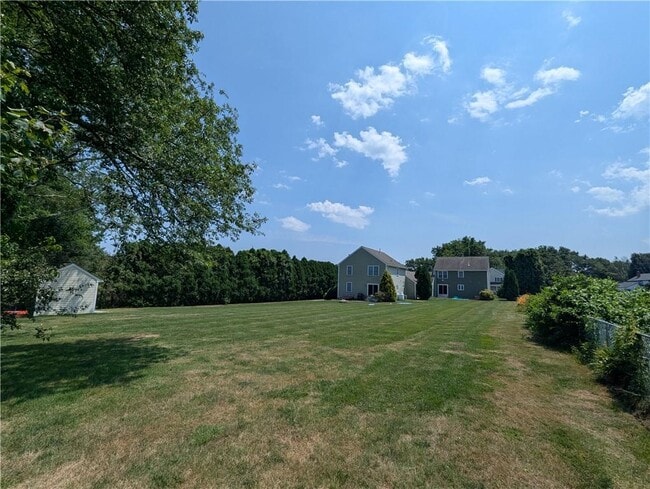 Building Photo - 20 Vanderbilt Ln