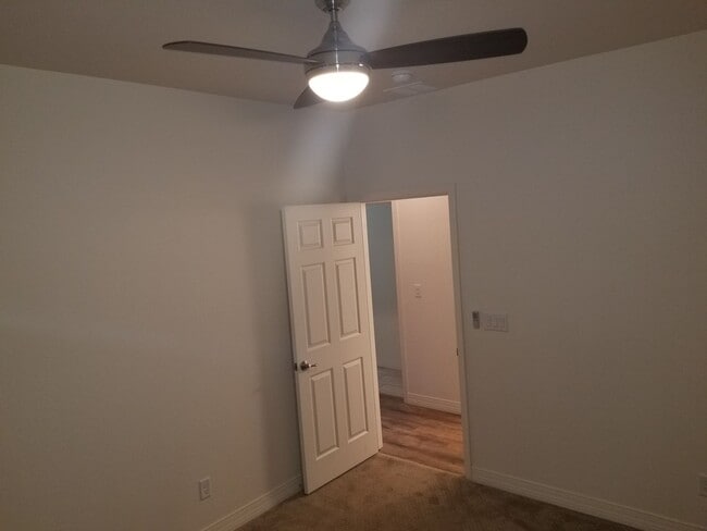 Building Photo - Rare, Single Level, Forest Springs Home! 3...