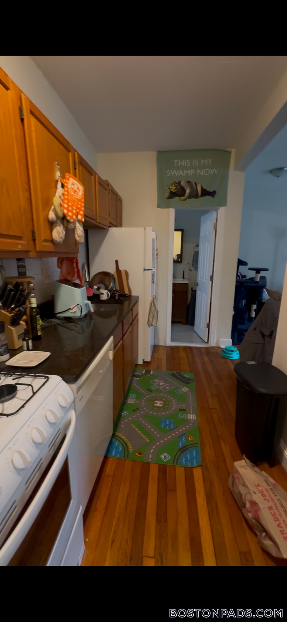 Building Photo - 56 Queensberry St