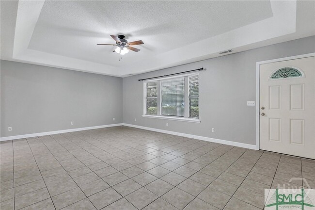 Building Photo - 103 Maple Dr