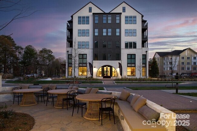 Building Photo - 14011 Bespoke Rd