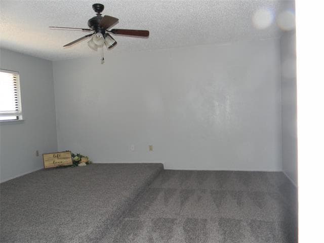 Building Photo - 1402 Forestglen Dr