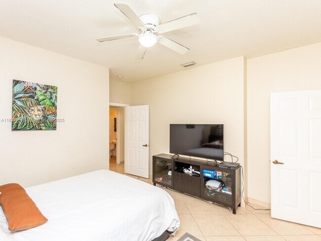 Building Photo - 3967 Nighthawk Dr