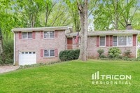 Building Photo - 1411 Wildwood Dr
