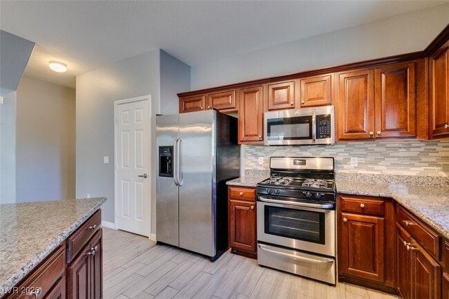 Building Photo - 6328 Desert Leaf St