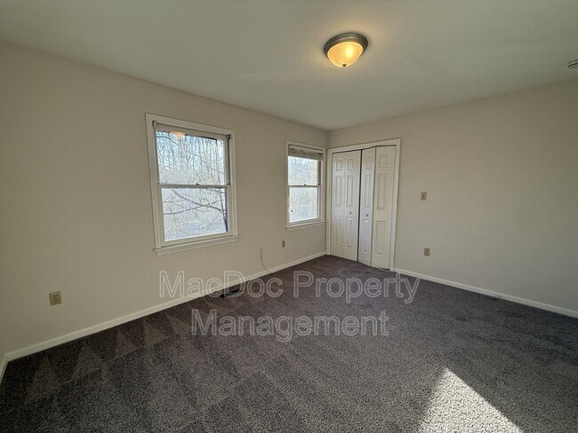 Building Photo - 200 Farrell Ln