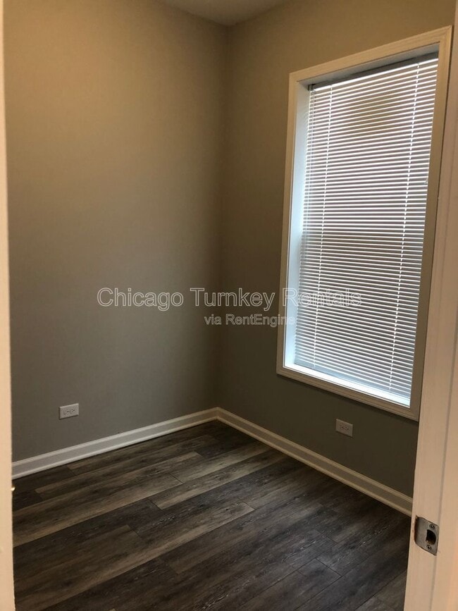 Building Photo - 2951 W 25th St