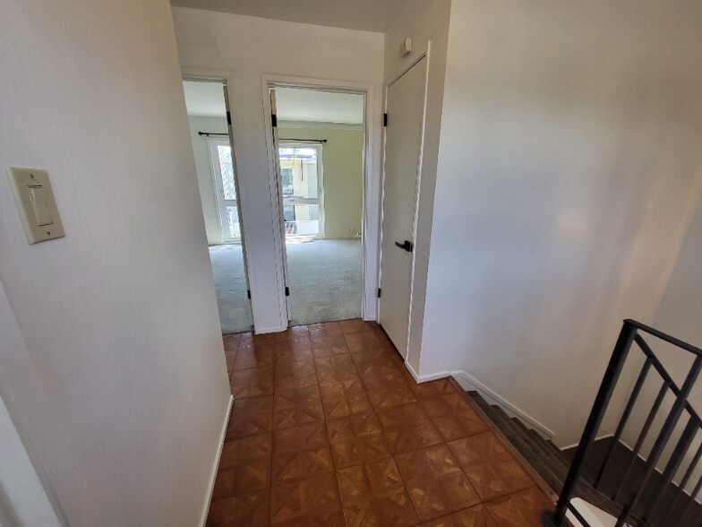 Building Photo - 4213 Admiralty Ln