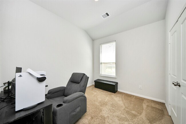 Building Photo - 20043 Poppy Hills Ln