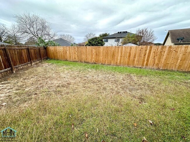 Building Photo - 5135 Elk Creek