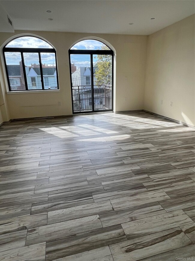 Building Photo - 32-14 58th St