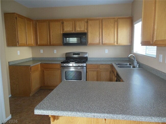 Building Photo - 6218 Desert Lavender Ave