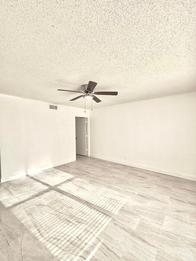 Building Photo - 1461 Windorah Way
