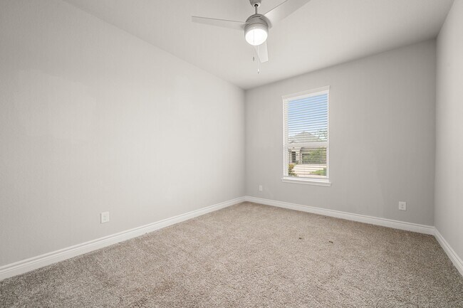 Building Photo - 31214 Raleigh Creek Dr