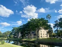 Building Photo - 14527 Bonaire Blvd