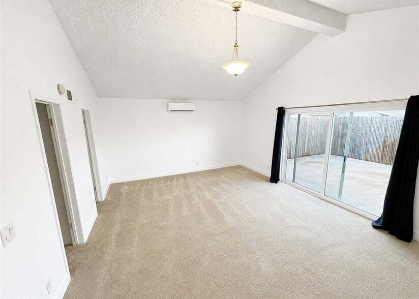 Building Photo - 14222 Enfield Cir