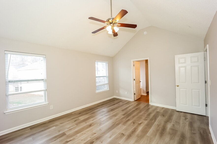 Building Photo - 346 Haverhill Ln