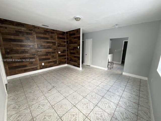 Building Photo - 3710 SW 87th Ct