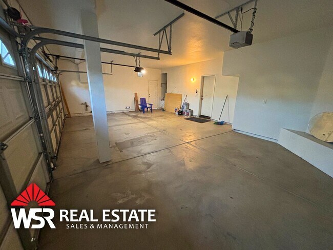 Building Photo - Stunning Orangecrest Rental – Pool, Yard, 3-Car Garage & More!